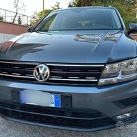 Volkswagen Tiguan 1.6 TDI km certificati e garanzi