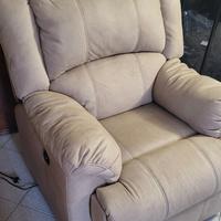 Poltrona Seychelles con recliner elettrico 