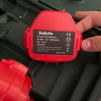 Caricabatterie e batterie makita