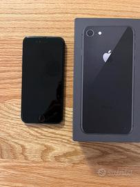 Iphone 8 64gb space grey prezzo trattabile