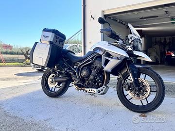 Triumph Tiger 800 XRX