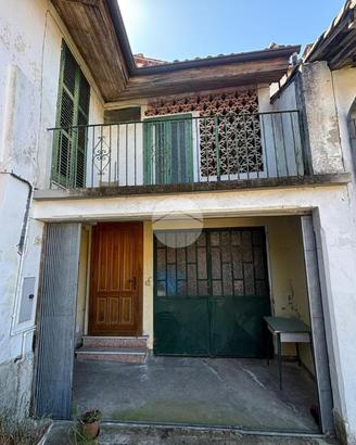 CASA SEMINDIPENDENTE A SCURZOLENGO