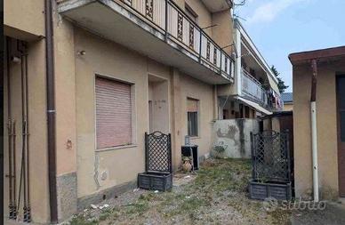 Trilocale a Rovello Porro