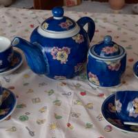 SERVIZIO DA CAFFE'/TE' - PORCELLANA