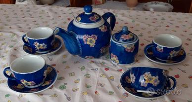 SERVIZIO DA CAFFE'/TE' - PORCELLANA