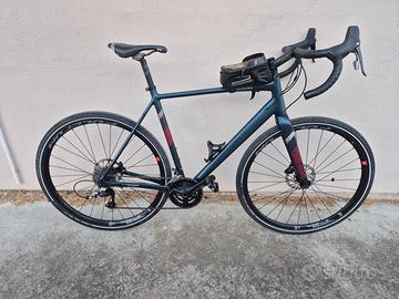 Bici Gravel - bike packing Vektor Renaissance