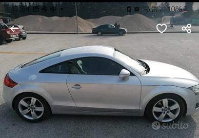 Audi tt  coupe Gpl