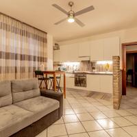 2 LOCALI A MONTE SAN PIETRO