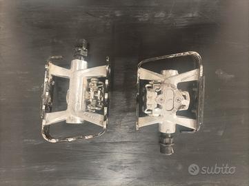 Pedali Decathlon Ibridi