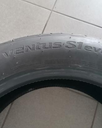 Gomme estive Hankook 235 50 19