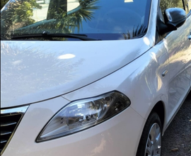 Lancia ypsilon 1.3 diesel 29 km al litro