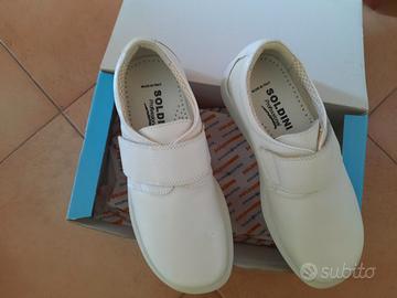 Scarpe professionali sanitarie Nuove