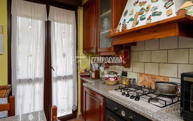 BILOCALE IN UN CONTESTO DI 2 UNITA' ABITATIVE