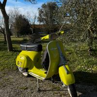 Vespa 50 special