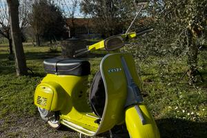 Vespa 50 special
