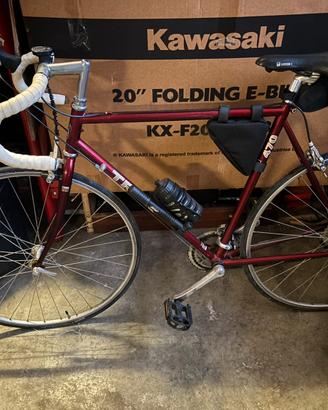 Bici da corsa Trek 104 vintage telaio leggero