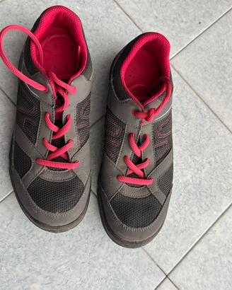 Scarpe trekking n.37