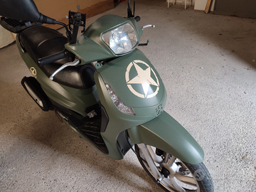 Scooter Peugeot 150 Gigi cel 3667289308