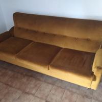 Divano letto a tre posti