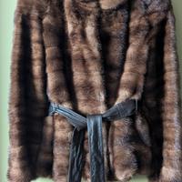 Giacca di visone con cappuccio