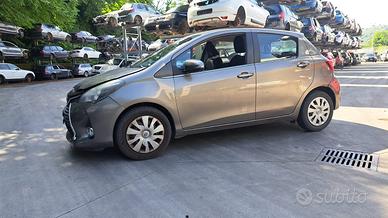 TOYOTA YARIS 2017 SOLO PER RICAMBI