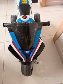 Moto elettrica BMW HP4 Race x bambini- Triciclo12V