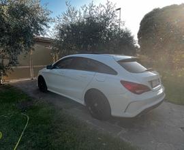 Cla 220d 4 matic shooting brake amg black pack