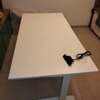Fully Jarvis Laminate Standing Desk Bianco
