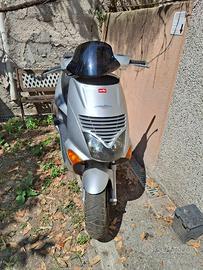 Aprilia leonardo 125