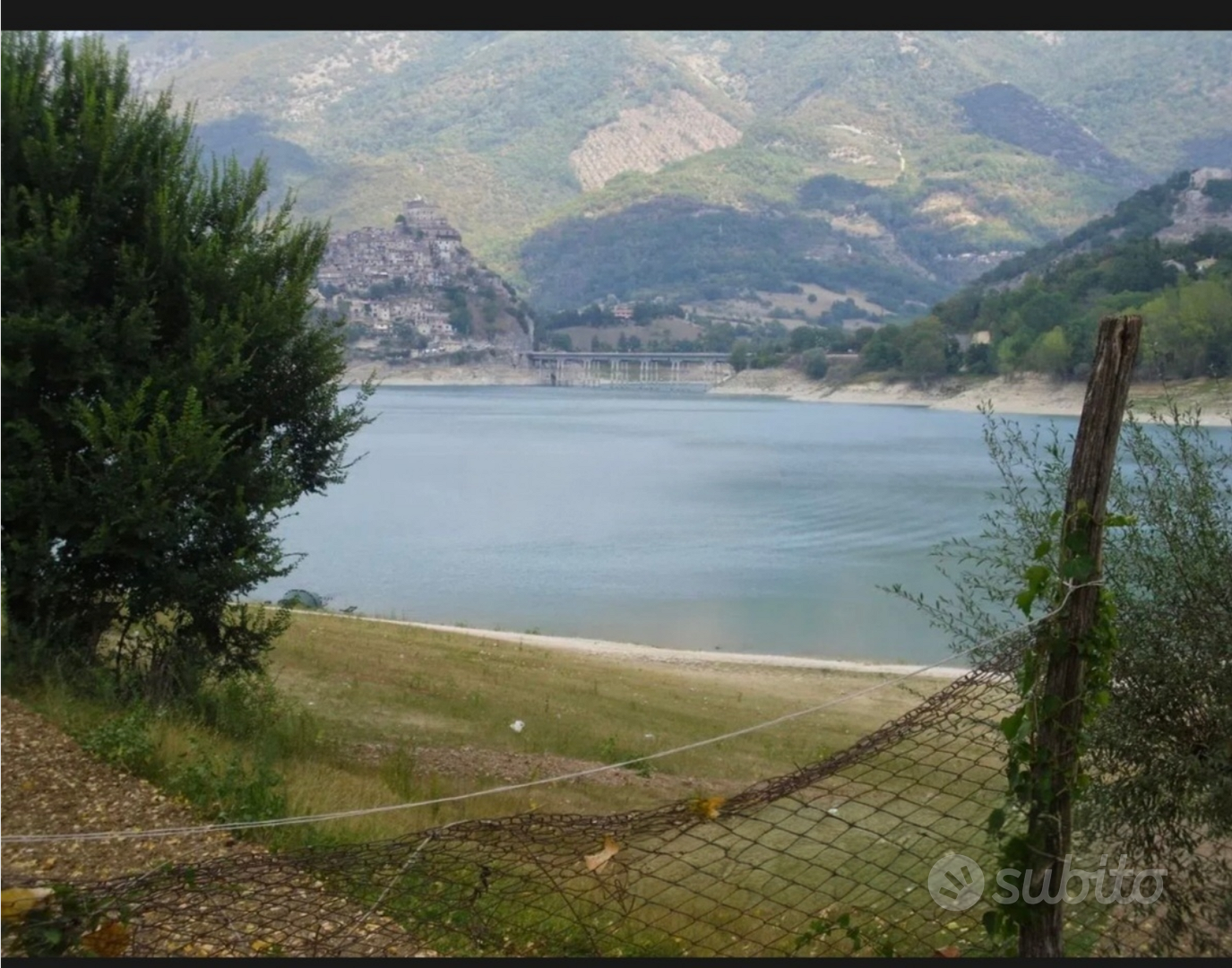 Villa panoramica fronte lago turano con terreno - Altro