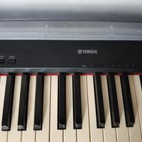 Pianoforte Yamaha P-95 