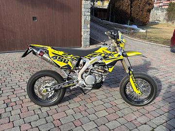 Suzuki RM-X 450 motard