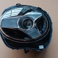 Faro anteriore sinistro Nissan Juke