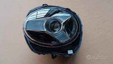 Faro anteriore sinistro Nissan Juke