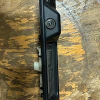 Serratura e pulsante  Giulia 2016