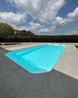 Piscine Italiane ERICA e EDERA in VTR rinforzato