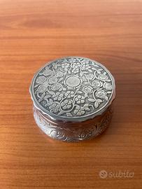 Scatolina portagioie vintage metallo argentato