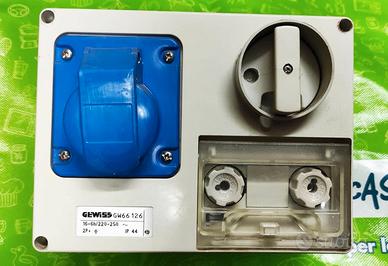 Presa Industriale Interbloccata Gewiss GW66126