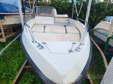 Barca open motore honda buone condizioni (me)