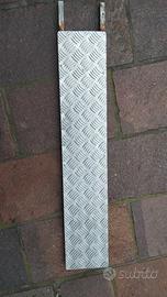 pedana per carico scooter nel gavone 