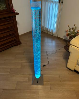Lampada con led e bolle nell’acqua regolabili