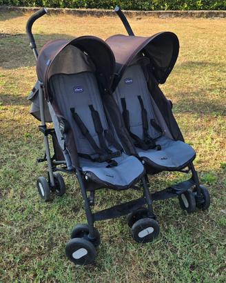 Passeggino gemellare chicco
