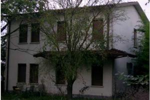 Villa singola terreno agricolo castelnovo bariano