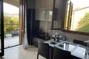Appartamento di 119 m² con 2 locali e box auto a M