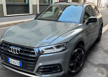 Audi Q5 2.0 190 kv sline interno/esterno
