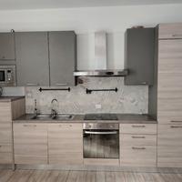 cucina completa di elettrodomestici 