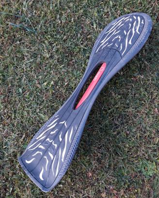 Waveboard nero-bianco