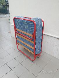 letto con materasso richiudibile