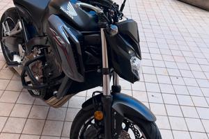 Honda cb 650 F