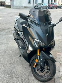 Yamaha Tmax 530 SX Perfetto super accessoriato